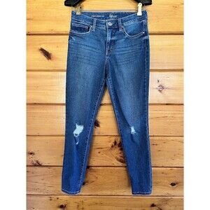 Style & Co. Jeans Curvy Skinny Leg Women's Size 4 DISTRESSED